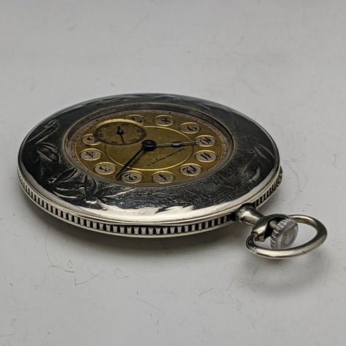Antique works well (time cannot be adjusted) taban engraving case pocket watch
